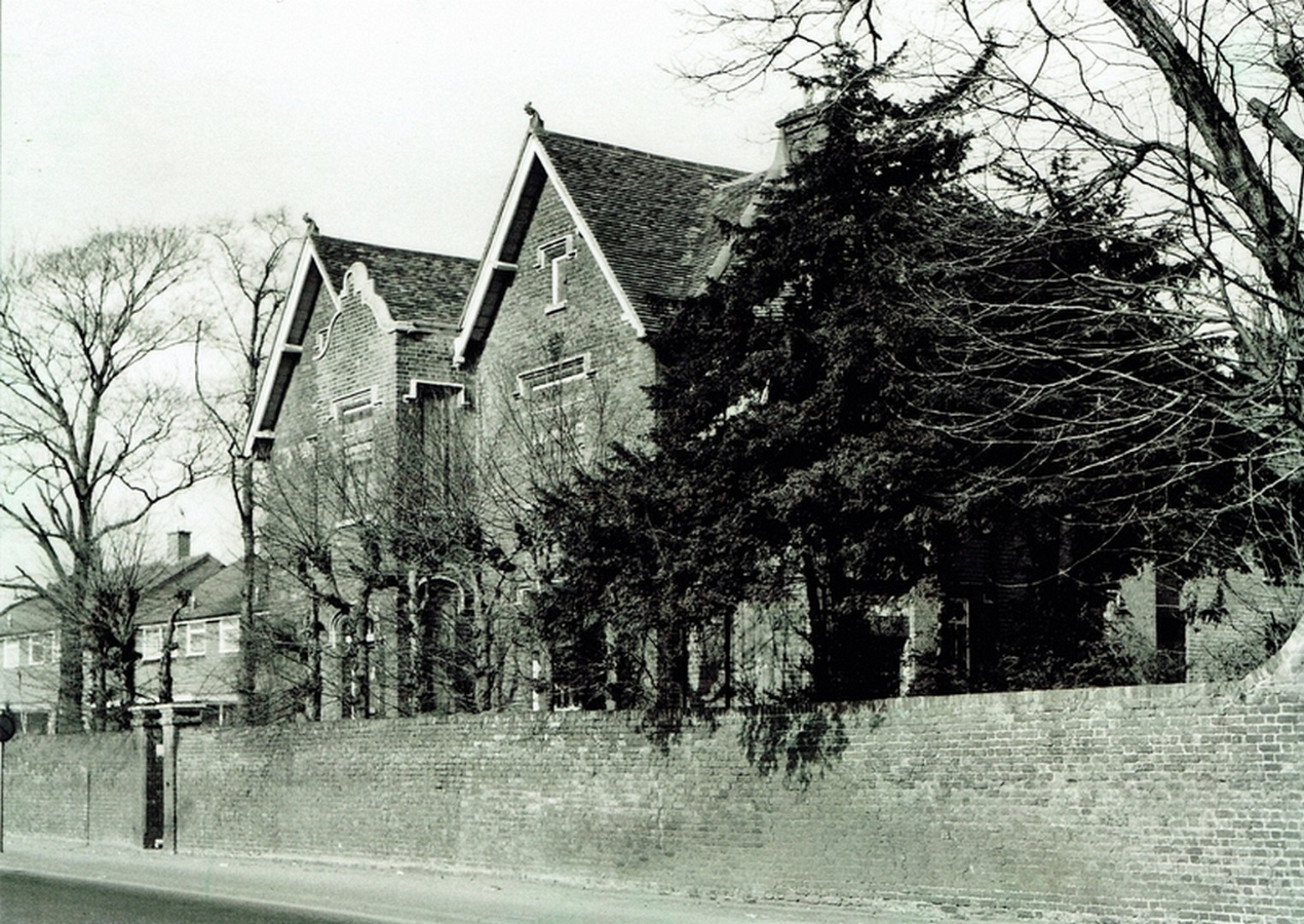 TheleHouse