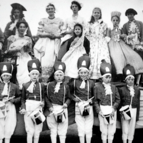1953