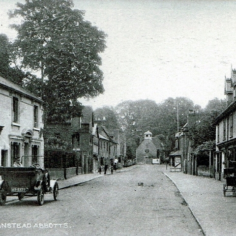 High Street 8