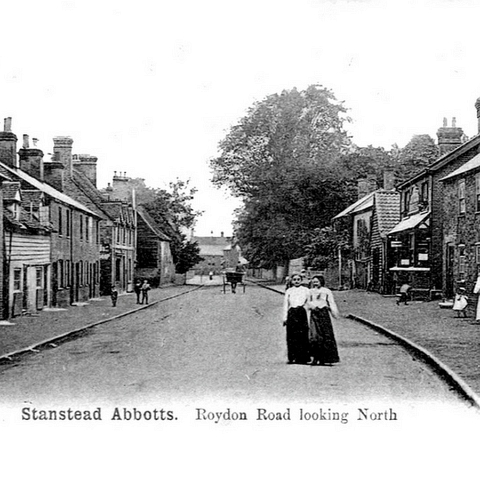 Roydon Road North