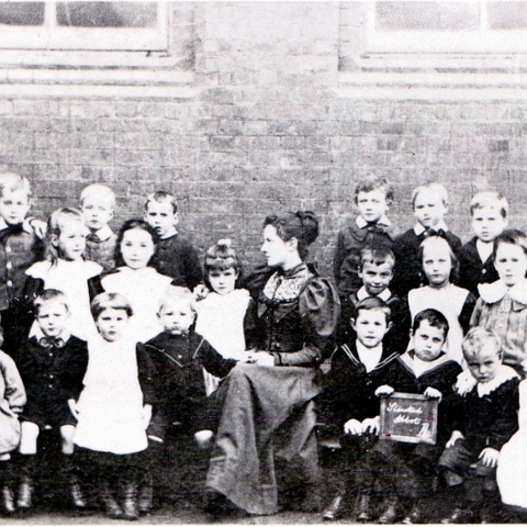 School 03