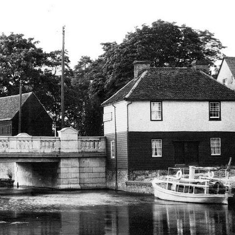 Stanstead Bridge 01