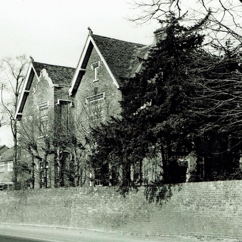 TheleHouse